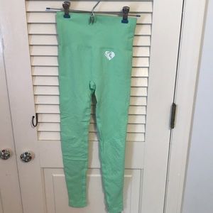 Women’s Best - Never Worn - Power Seamless Leggings Ash Green
